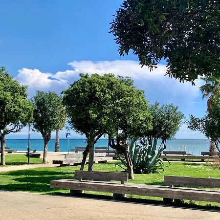 Vista Mare Апартаменты